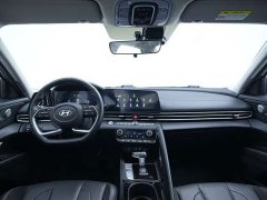 Hyundai Elantra 2023 1.5L CVT Luxury - ფოტო 11