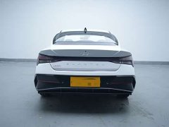 Hyundai Elantra 2023 1.5L CVT Luxury - ფოტო 5