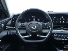Hyundai Elantra 2023 1.5L CVT Luxury - ფოტო 9