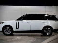 Land Rover Range Rover 3.0L V6 400PS Grand Jubilee Extended Wheelbase - ფოტო 2