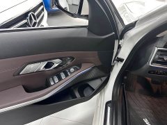 BMW 3 Series 325i M Sport Package - ფოტო 4