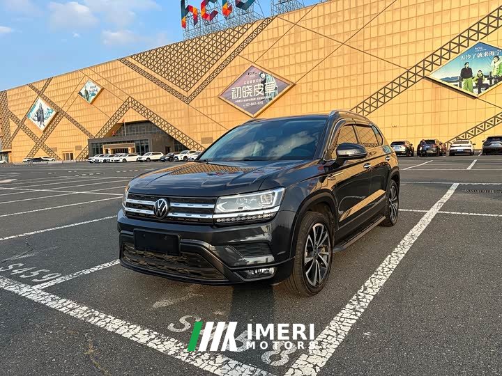 Volkswagen Touareg 280TSI FWD Luxury Edition - ავტომობილი ჩინეთიდან