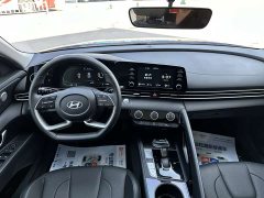 Hyundai Elantra 1.5L CVT GLX Elite - ფოტო 6