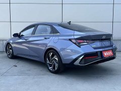 Hyundai Elantra 1.5L CVT GLX Elite - ფოტო 8