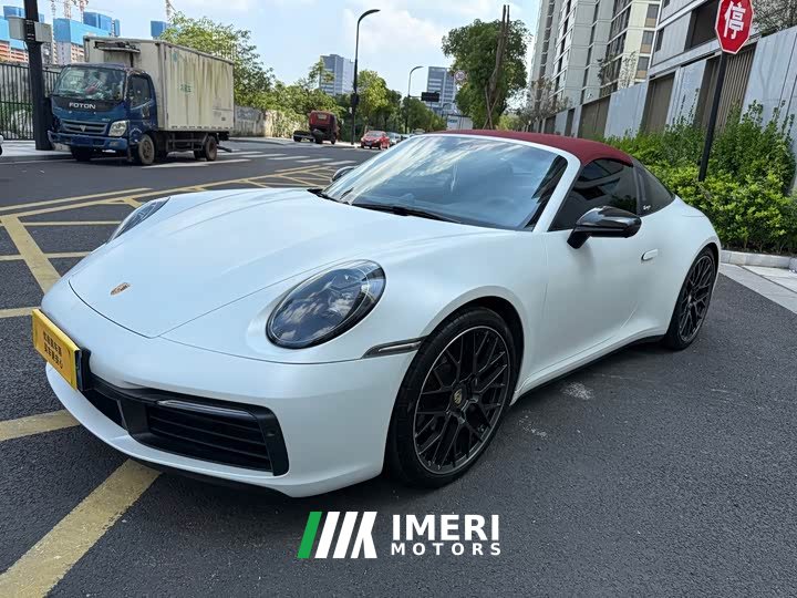 Porsche 911 Targa 4 3.0T