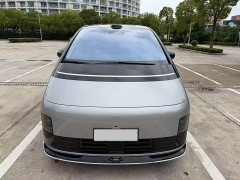Li Auto MEGA Home Family Edition - ფოტო 2
