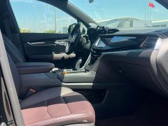 Cadillac XT6 2.0T Six-Seat FWD Luxury - ფოტო 11