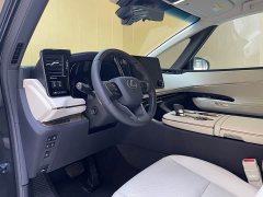 Lexus LM 2023 500h Six-Seat Premium Edition - ფოტო 10