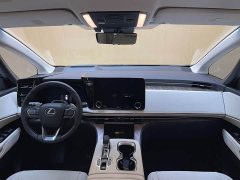 Lexus LM 2023 500h Six-Seat Premium Edition - ფოტო 5