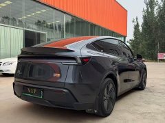 Tesla Model Y Rear-Wheel Drive Launch Edition - ფოტო 4