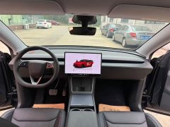 Tesla Model Y Rear-Wheel Drive Launch Edition - ფოტო 9