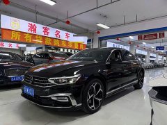 Volkswagen Magotan Facelift Zhongxiang 330TSI DSG Luxury - ფოტო 1