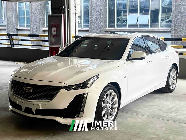Cadillac CT5 28T Fashion Edition