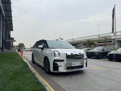 Zeekr Geely Zeekr 009 2024 Seven-Seat Aisle Version AWD 108kWh - ფოტო 3