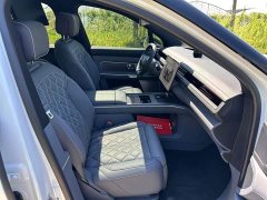 NIO ES8 2026 Six-Seat Executive Luxury Edition - ფოტო 10