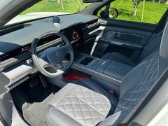 NIO ES8 2026 Six-Seat Executive Luxury Edition - ფოტო 9