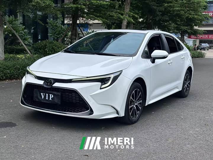 Toyota Corolla 1.8L CVT Luxury - ავტომობილი ჩინეთიდან