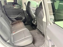 Tesla Model Y 2022 Facelift Rear-Wheel Drive - ფოტო 10