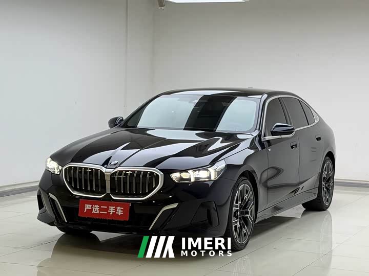 BMW 5 Series 530Li Luxury M Sport Package - ავტომობილი ჩინეთიდან