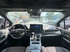 Toyota Grevias 2022 2.5L Hybrid Flagship Edition - ფოტო 4