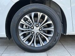 Buick GL8 Land Business Class 652T Comfort - ფოტო 9
