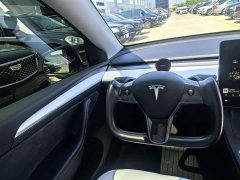 Tesla Model Y Long Range All-Wheel Drive - ფოტო 7