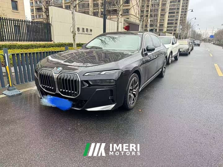 BMW 7 Series 735Li Luxury Package - ავტომობილი ჩინეთიდან