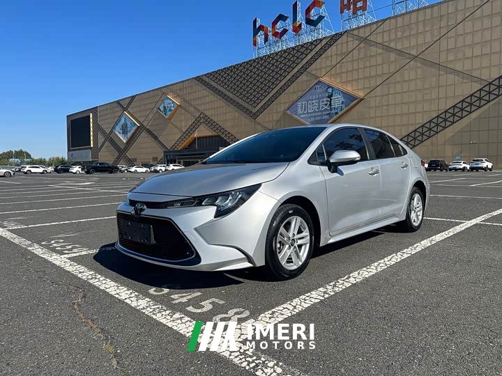 Toyota Corolla 1.8L CVT Luxury - ავტომობილი ჩინეთიდან