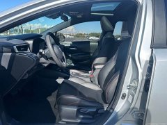 Toyota Corolla 1.8L CVT Luxury - ფოტო 4
