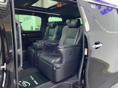 Toyota Vellfire 2021 Crown Hybrid 2.5L HV Luxury Edition - ფოტო 9