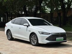 BYD Qin PLUS Glory Edition DM-i 55KM Leading - photo 2