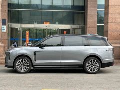 NIO ES9 102kWh Executive Island Signature Edition - ფოტო 6