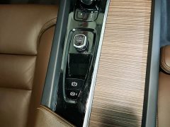 Volvo XC60 B5 AWD Smart Remote Luxury Edition - ფოტო 10