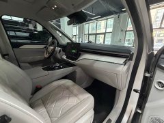 Volvo EM90 2025 Ultra Six-Seater - ფოტო 11