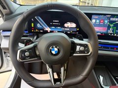 BMW 5 Series 525Li M Sport Package - ფოტო 17