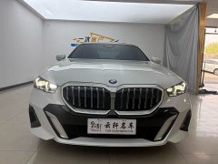 BMW 5 Series 525Li M Sport Package - ფოტო 2