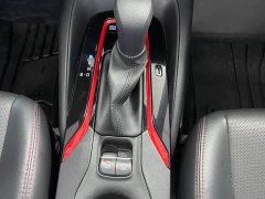 Toyota Corolla Hybrid 1.8H E-CVT Sport - ფოტო 10