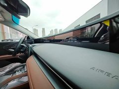 Lincoln Explorer 2.0T AWD Premium - ფოტო 13