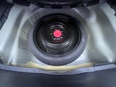 Toyota Corolla 2022 1.8L CVT Luxury - ფოტო 18