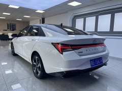 Hyundai Elantra 2022 1.5L CVT Luxury - ფოტო 5