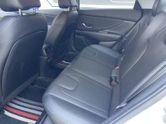 Hyundai Elantra 2022 1.5L CVT Luxury - ფოტო 7