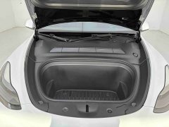 Tesla Model Y Standard Range RWD - ფოტო 9