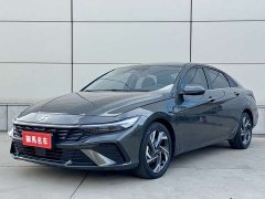 Hyundai Elantra 1.5L CVT Luxury - ფოტო 1