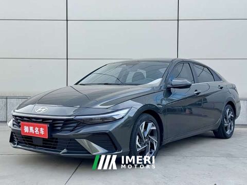 2023 Hyundai Elantra 1.5L CVT Luxury