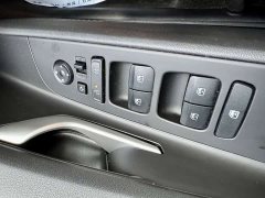 Hyundai Elantra 1.5L CVT Luxury - ფოტო 11