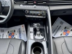 Hyundai Elantra 1.5L CVT Luxury - ფოტო 17