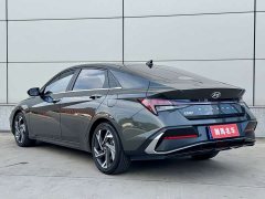 Hyundai Elantra 1.5L CVT Luxury - ფოტო 4