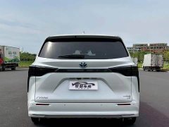 Toyota Sienna 2021 2.5L Hybrid Premium Edition - ფოტო 8