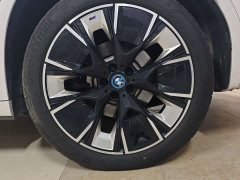 BMW iX3 Leadership Edition - ფოტო 11