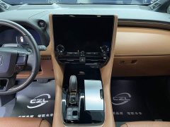 Toyota Vellfire Crown Hybrid 2.5L Premium Edition - ფოტო 11